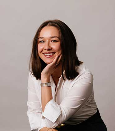 Kylie Bates Kylie Bates